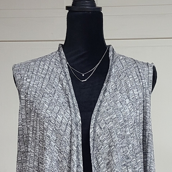 Cable & Gauge black/gray large women's vest - Picture 8 of 8